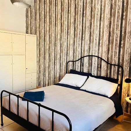 Mamo1 - In Pieno Centro Citta Apartman