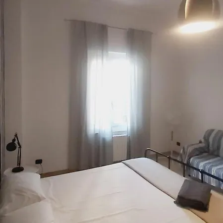 Mamo1 - In Pieno Centro Citta Lejlighed